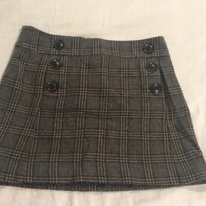 Size 4 GAP miniskirt